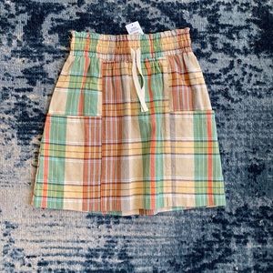 UO NWT plaid skirt W/ POCKETS